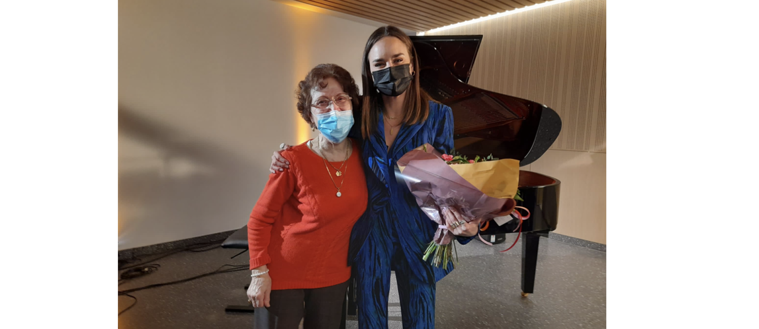 Typh Barrow et ses talents donnent un concert privé pour les patients de l'Institut Jules Bordet